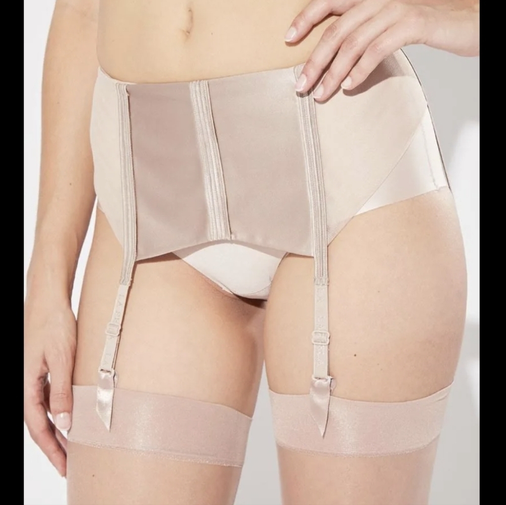 La Perla Tulle Nervures Silk Blend‎  Garter Belt Waspie
